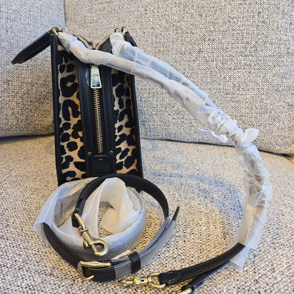 Coach Rogue 30 Leopard Print - Picture 14 of 16